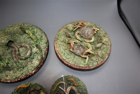 Two Mafra Caldas Palissy ware dishes and a pair of similar miniature dishes, late 19th century, largest diameter 22cm